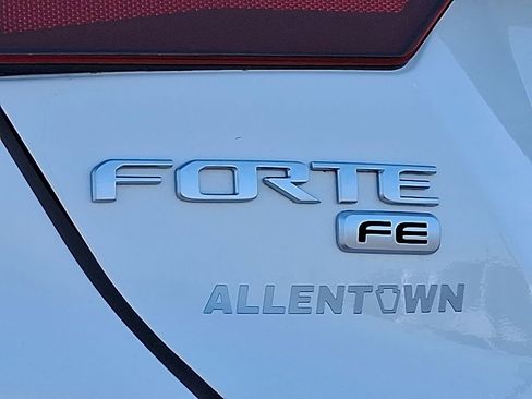 Certified 2024 Kia Forte LX FWD image 27