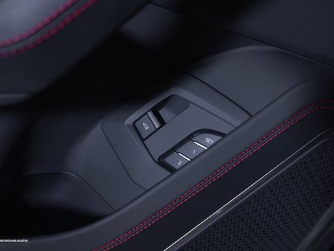 Used 2024 Lamborghini Urus S image 21