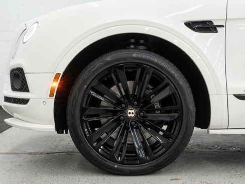 Used 2020 Bentley Bentayga Speed image 54