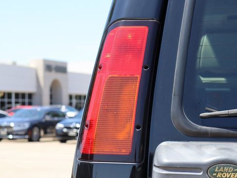 Used 2004 Land Rover Discovery SE image 53