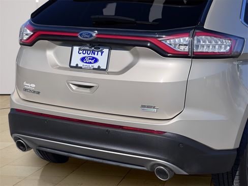 Used 2018 Ford Edge SEL w/ Equipment Group 201A image 39