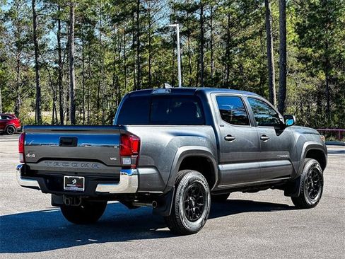 Used 2022 Toyota Tacoma SR5 image 8