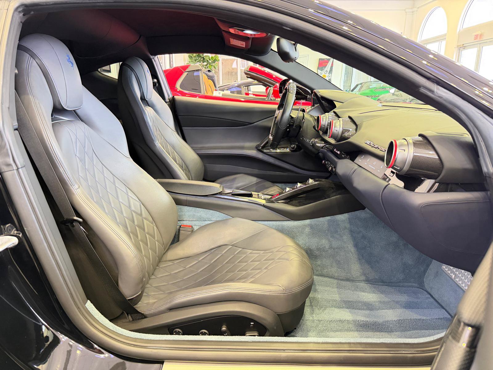 Used 2019 Ferrari 812 Superfast RWD image 44