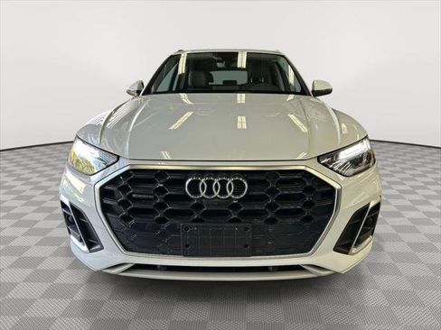 Used 2023 Audi Q5 2.0T Premium Plus w/ Premium Plus Package AWD/4WD image 8