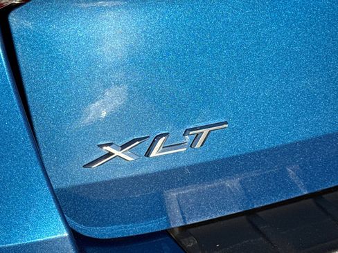 Used 2020 Ford Explorer XLT w/ Equipment Group 202A image 12