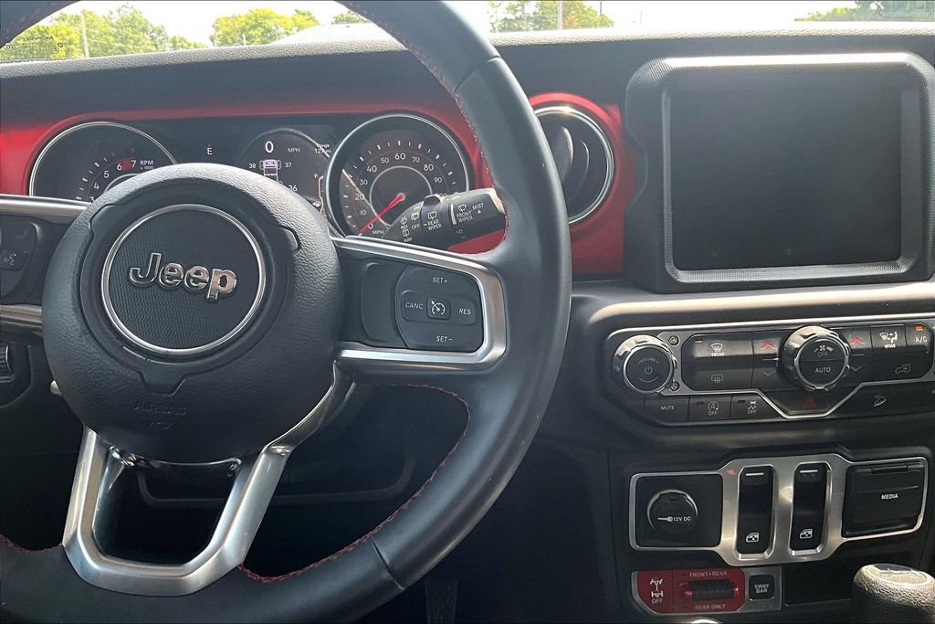 Used 2018 Jeep Wrangler Rubicon AWD/4WD image 18