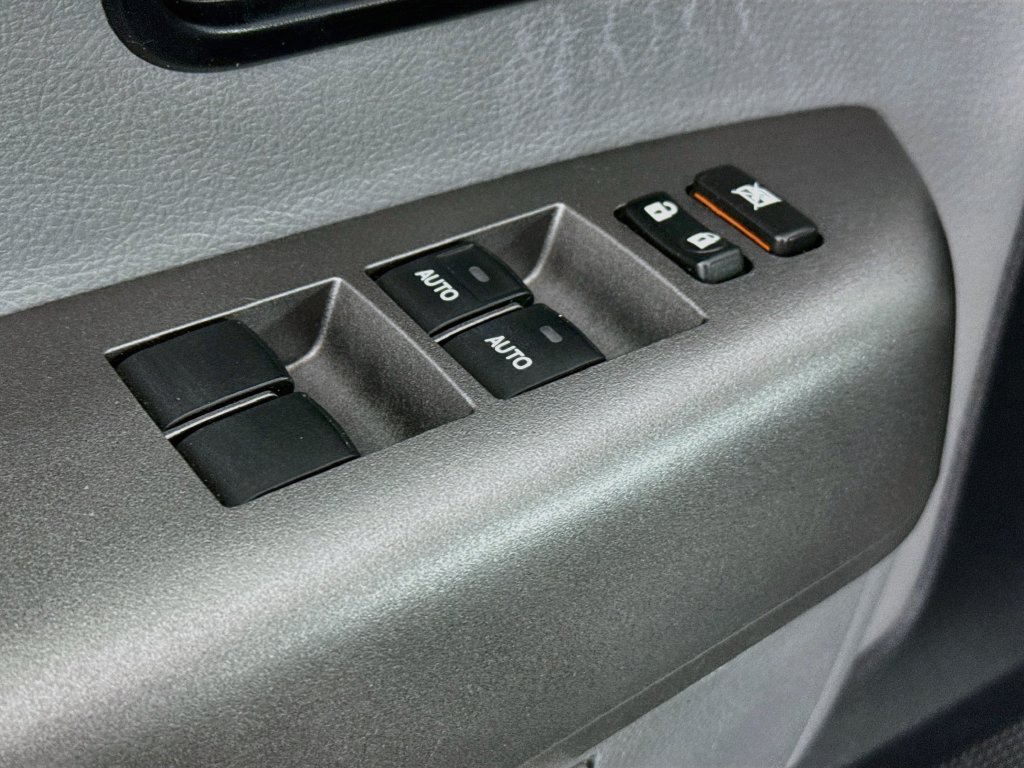 Used 2012 Toyota Sequoia Limited AWD/4WD image 17