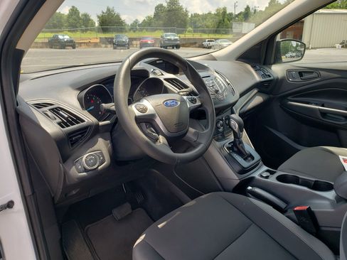 Used 2015 Ford Escape S FWD image 11