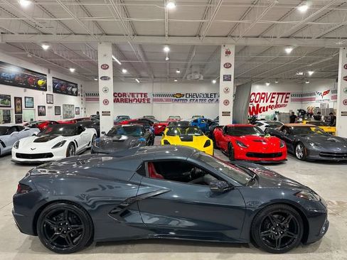Used 2021 Chevrolet Corvette Stingray Convertible w/ 1LT RWD image 16