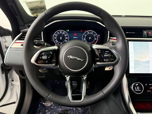 Used 2024 Jaguar XF R-Dynamic SE AWD/4WD image 16