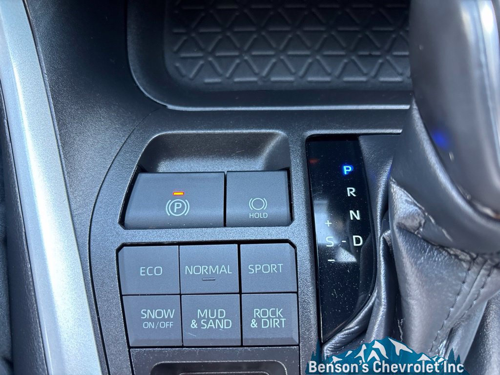 Used 2023 Toyota RAV4 XLE Premium AWD/4WD image 41