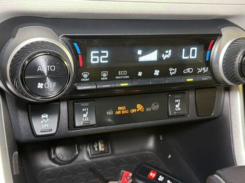 Used 2024 Toyota RAV4 XLE Premium w/ Weather Package AWD/4WD image 28