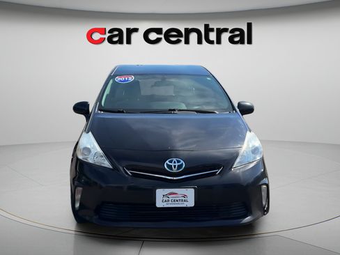 Used 2012 Toyota Prius V Three FWD image 8