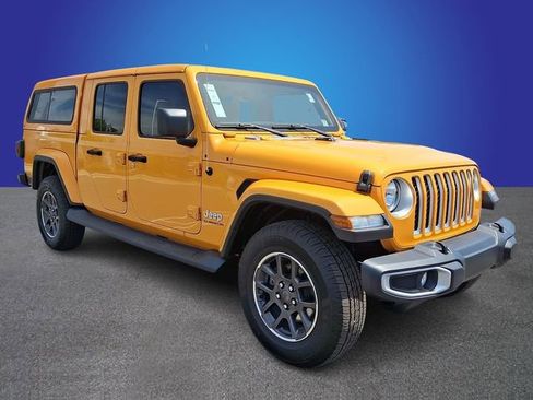 Used 2021 Jeep Gladiator Overland w/ Popular Equipment Package AWD/4WD image 3