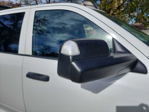 Used 2019 RAM 5500 Tradesman w/ Chrome Appearance Group image 13