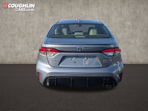 Used 2025 Toyota Corolla SE w/ Convenience Package FWD image 6