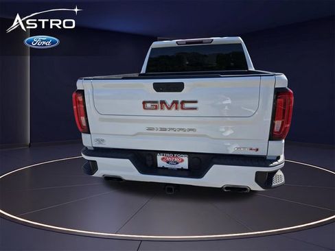 Used 2021 GMC Sierra 1500 AT4 AWD/4WD image 4