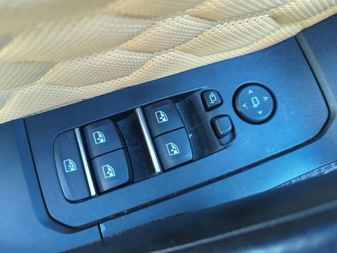 Used 2021 BMW X6 M w/ Competition Package image 23