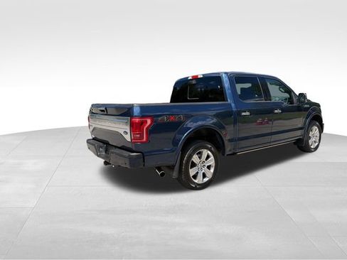Used 2017 Ford F150 Platinum w/ Equipment Group 701A Luxury AWD/4WD image 3
