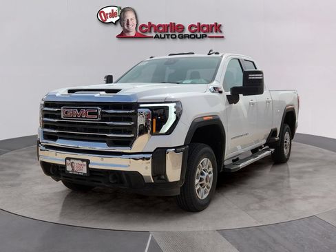 Used 2025 GMC Sierra 2500 SLE AWD/4WD image 1