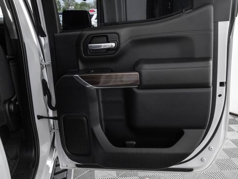 Used 2021 Chevrolet Silverado 1500 RST w/ Convenience Package II AWD/4WD image 38