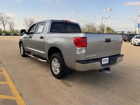 Used 2013 Toyota Tundra 2WD CrewMax w/ SR5 Pkg image 7