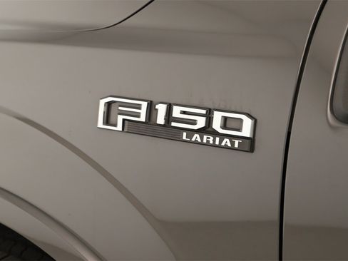 Used 2018 Ford F150 Lariat image 30