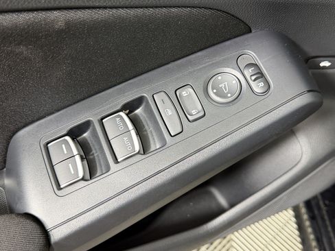 Used 2025 Honda Civic Sport image 25