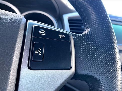 Used 2013 Toyota Tacoma PreRunner w/ Limited Pkg image 10