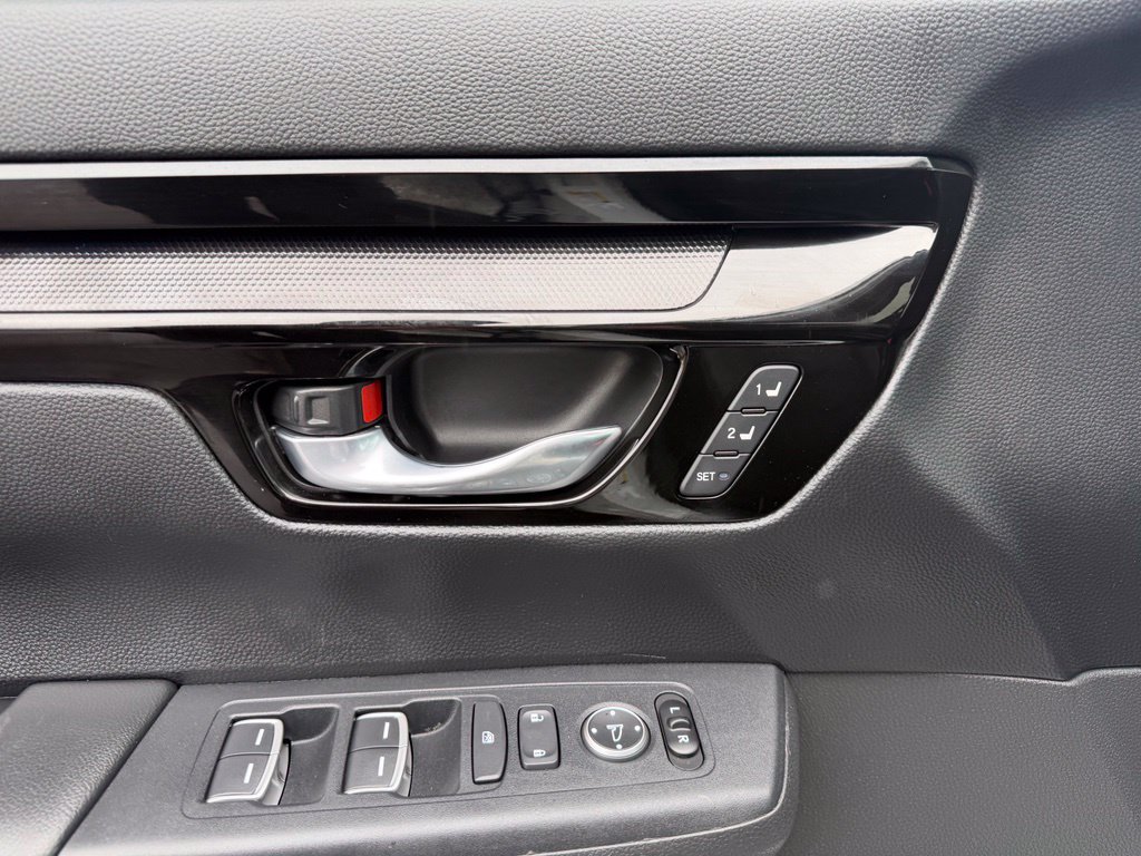 Used 2023 Honda CR-V Sport Touring image 12