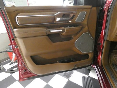 Used 2021 RAM 1500 Limited AWD/4WD image 28