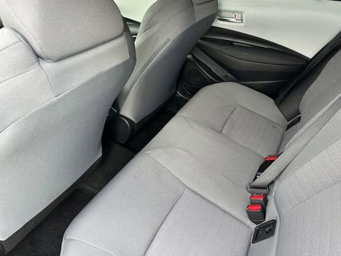 Certified 2025 Toyota Corolla SE image 18