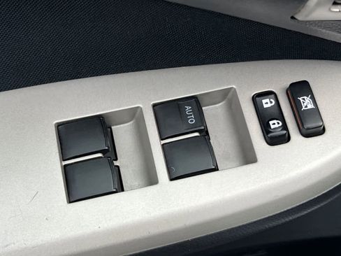 Used 2010 Toyota Corolla S FWD image 13