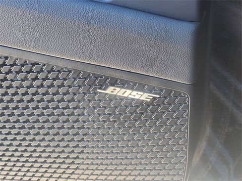 Used 2023 Hyundai Elantra Limited w/ Preferred Accessory Package image 18