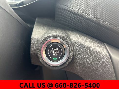 Used 2023 Chevrolet TrailBlazer LT w/ Convenience Package AWD/4WD image 18