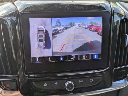 Used 2023 Chevrolet Traverse RS w/ LPO, Floor Liner Package FWD image 22