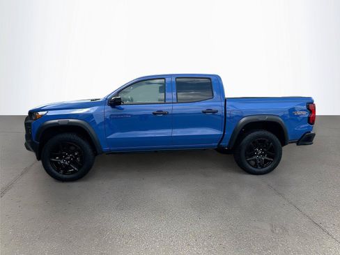 Used 2025 Chevrolet Colorado Trail Boss AWD/4WD image 7