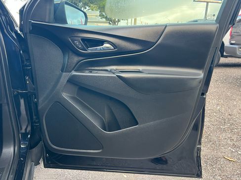 Used 2021 Chevrolet Equinox LT image 34