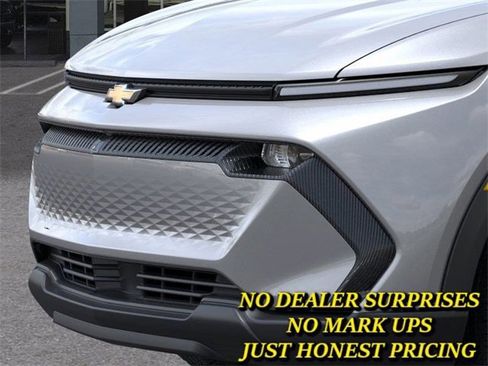 New 2026 Chevrolet Equinox EV LT image 13