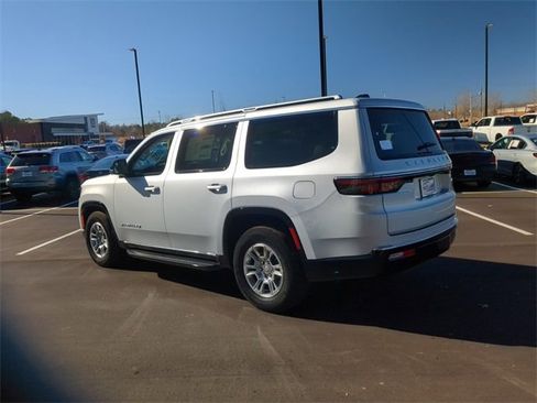 New 2024 Jeep Wagoneer 4WD w/ Convenience Group I image 29