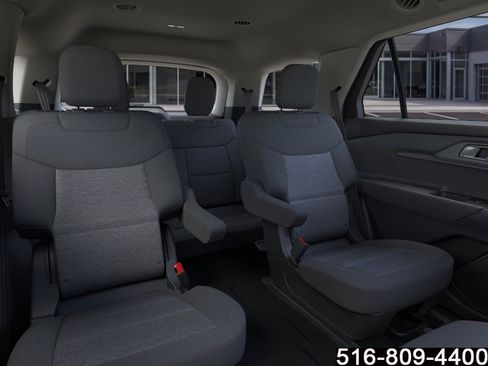 Used 2026 Ford Explorer Active AWD/4WD image 12
