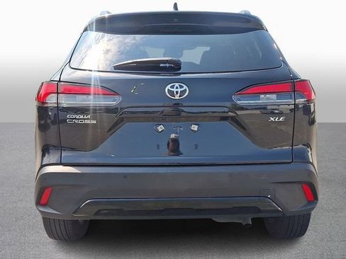 Used 2026 Toyota Corolla Cross XLE FWD image 5