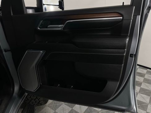 Used 2024 GMC Sierra 3500 Denali w/ Technology Package image 34