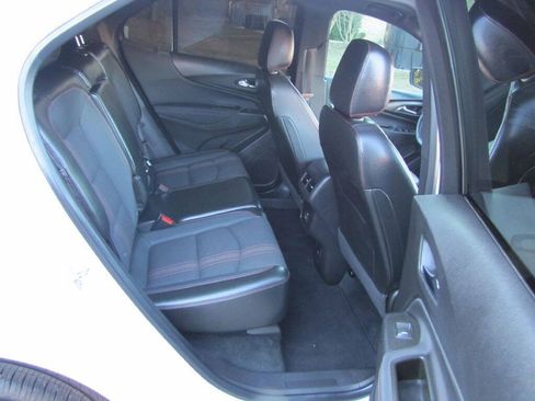 Used 2024 Chevrolet Equinox RS FWD image 15