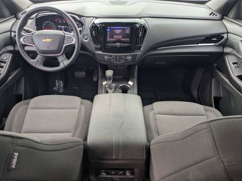 Used 2023 Chevrolet Traverse LT FWD image 14
