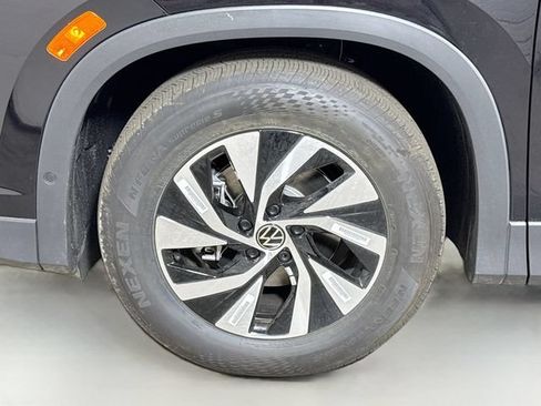New 2026 Volkswagen Tiguan S FWD image 18