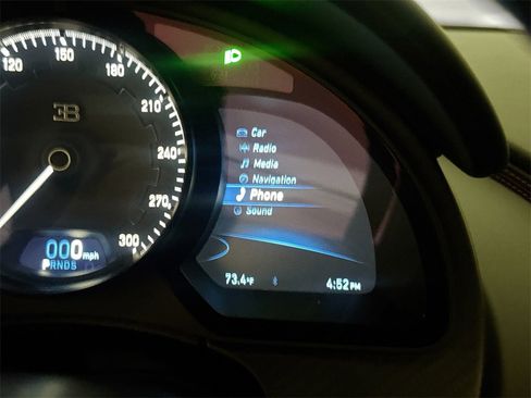 Used 2019 Bugatti Chiron image 15