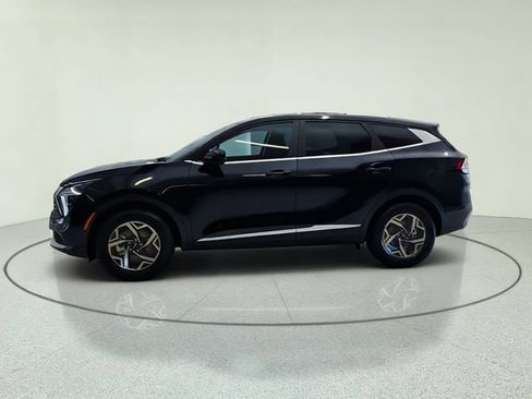 Certified 2024 Kia Sportage LX FWD image 2