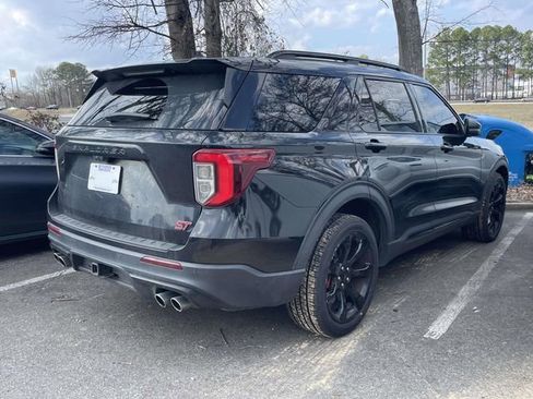 Certified 2020 Ford Explorer ST w/ ST Street Pack image 9