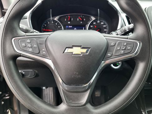 Used 2020 Chevrolet Equinox LT FWD image 18